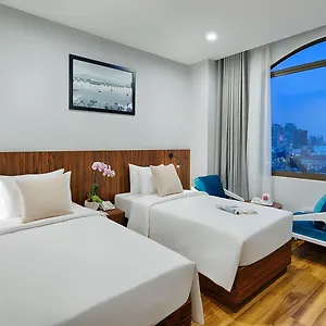 Happy Life Grand & Rooftop Skybar Hotel Ho-Chi-Minh-Stadt